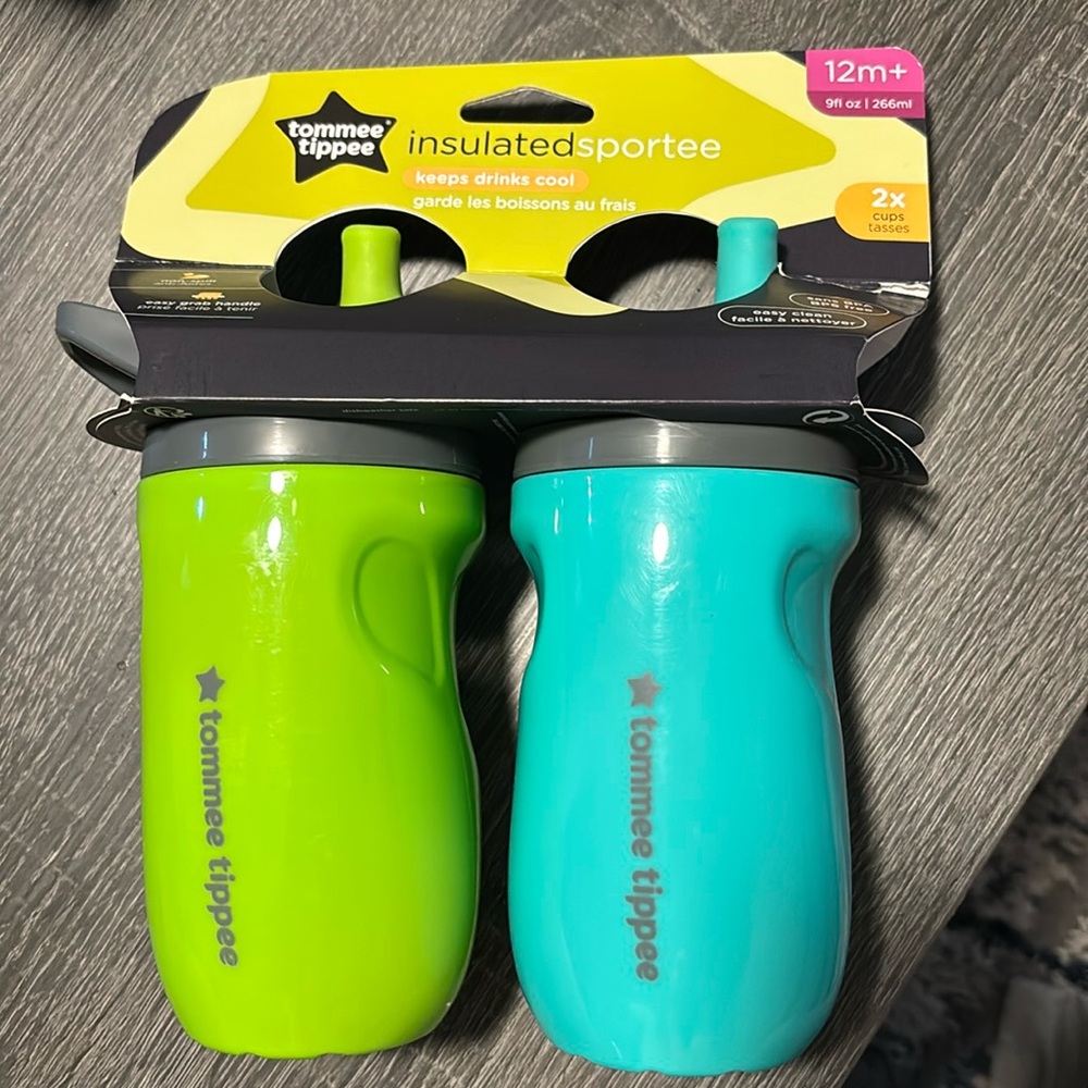 2 tommee tippee insulated cups